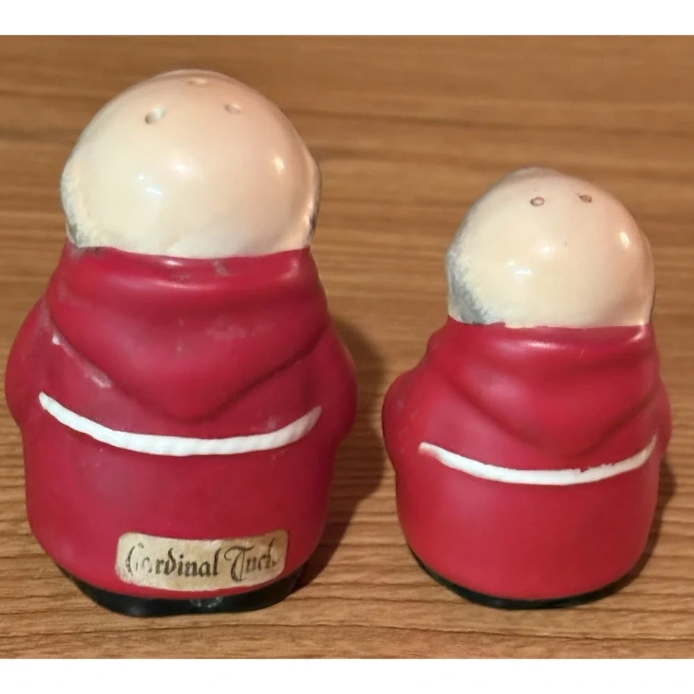 VTG Goebel Friar/Cardinal Tuck Ceramic Salt & Pepper Shaker Set Germany Rare Red